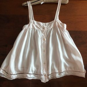 Beautiful Wilfred summer top w delicate lace detail